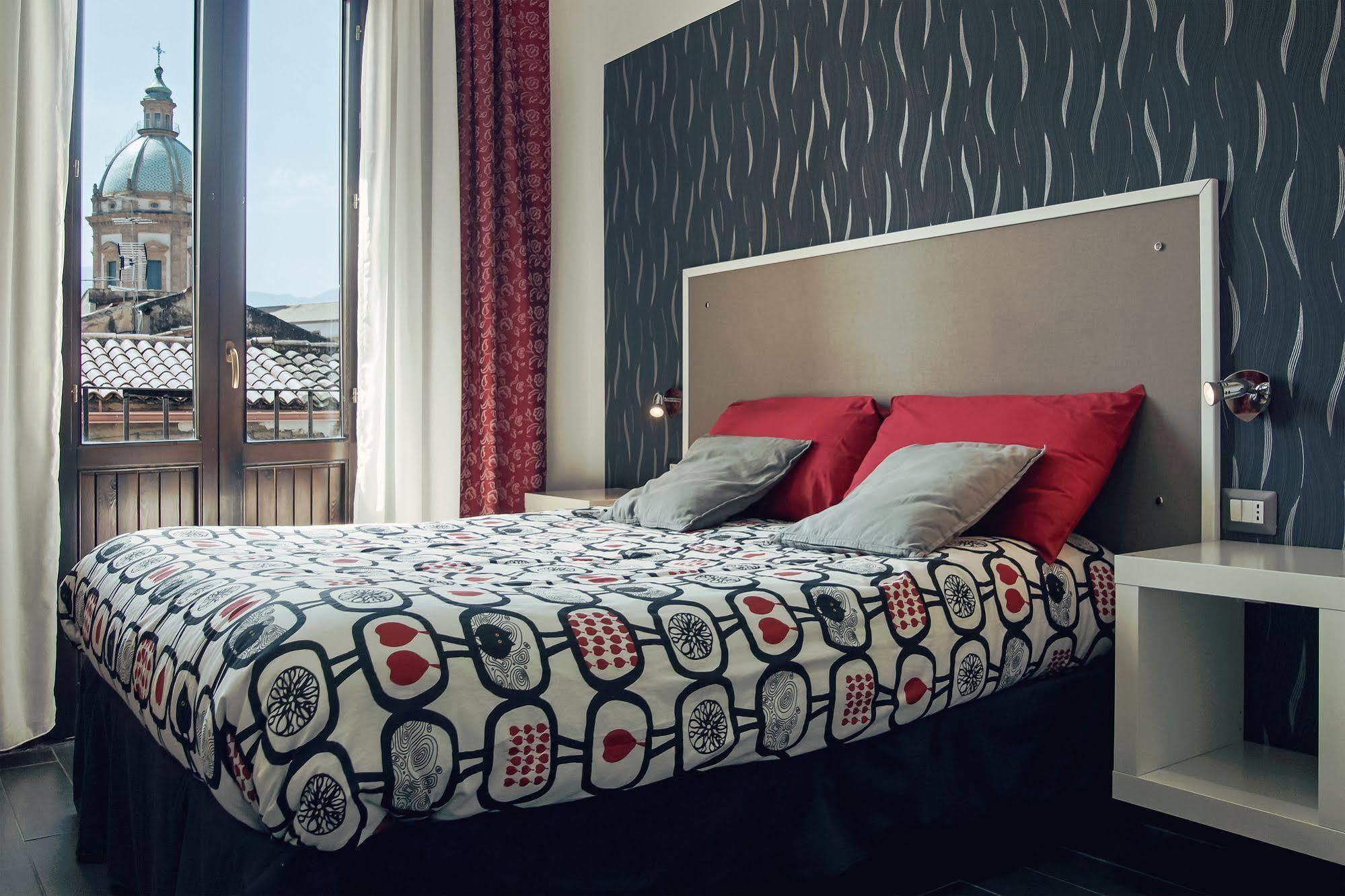 La Terrazza Sul Centro Bed & Breakfast Palermo Dış mekan fotoğraf